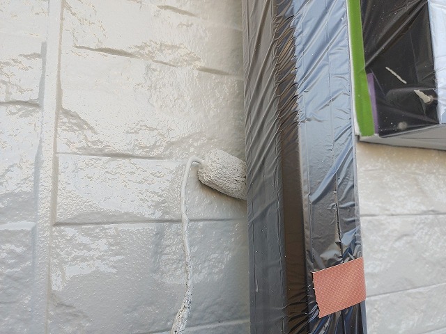 エスケープレミアムシリコン上塗り